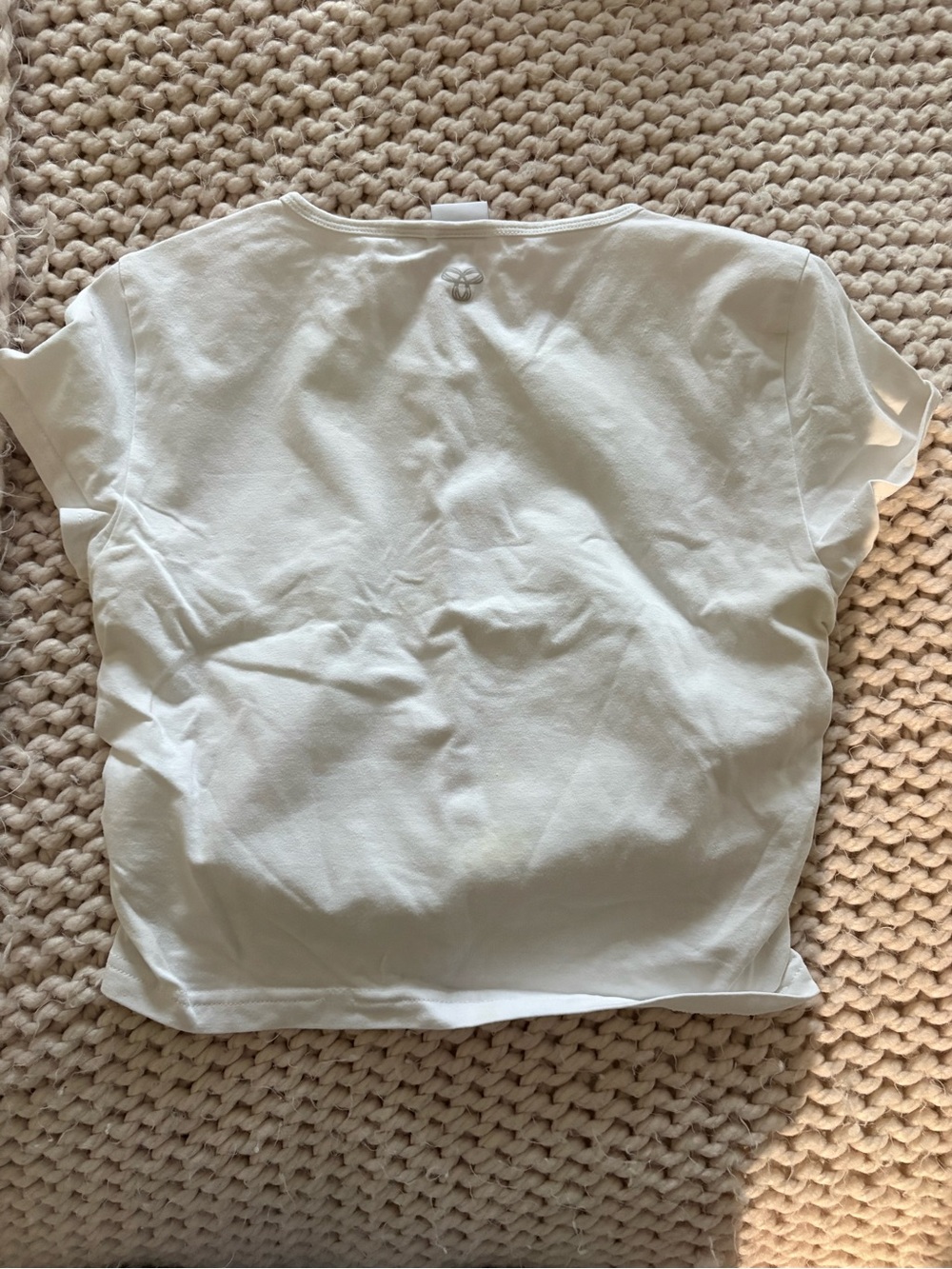 TNA Cream Ruched-Side Crop Tee - Picture 2 of 2